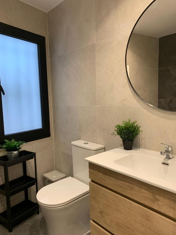 Apartamentos Santullano 1 Oviedo Luaran gambar
