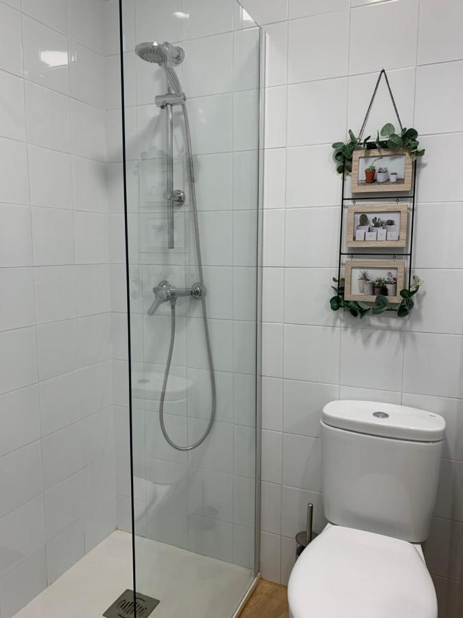 Apartamentos Santullano 1 Oviedo Luaran gambar