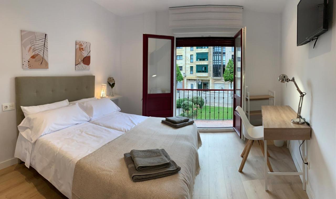 Apartamentos Santullano 1 Oviedo Luaran gambar