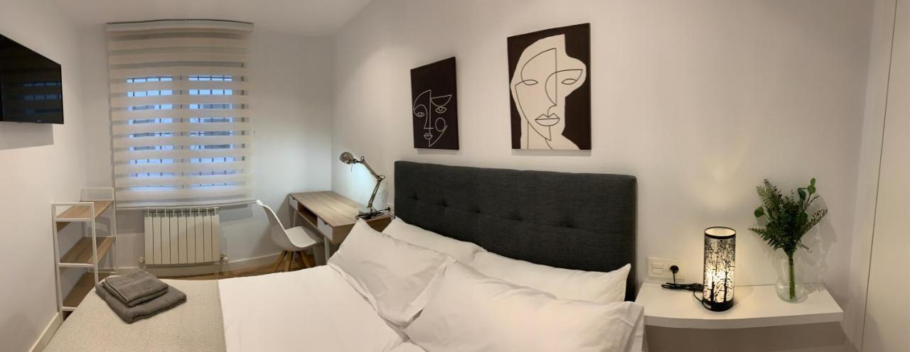 Apartamentos Santullano 1 Oviedo Luaran gambar