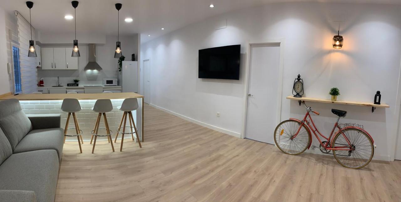 Apartamentos Santullano 1 Oviedo Luaran gambar